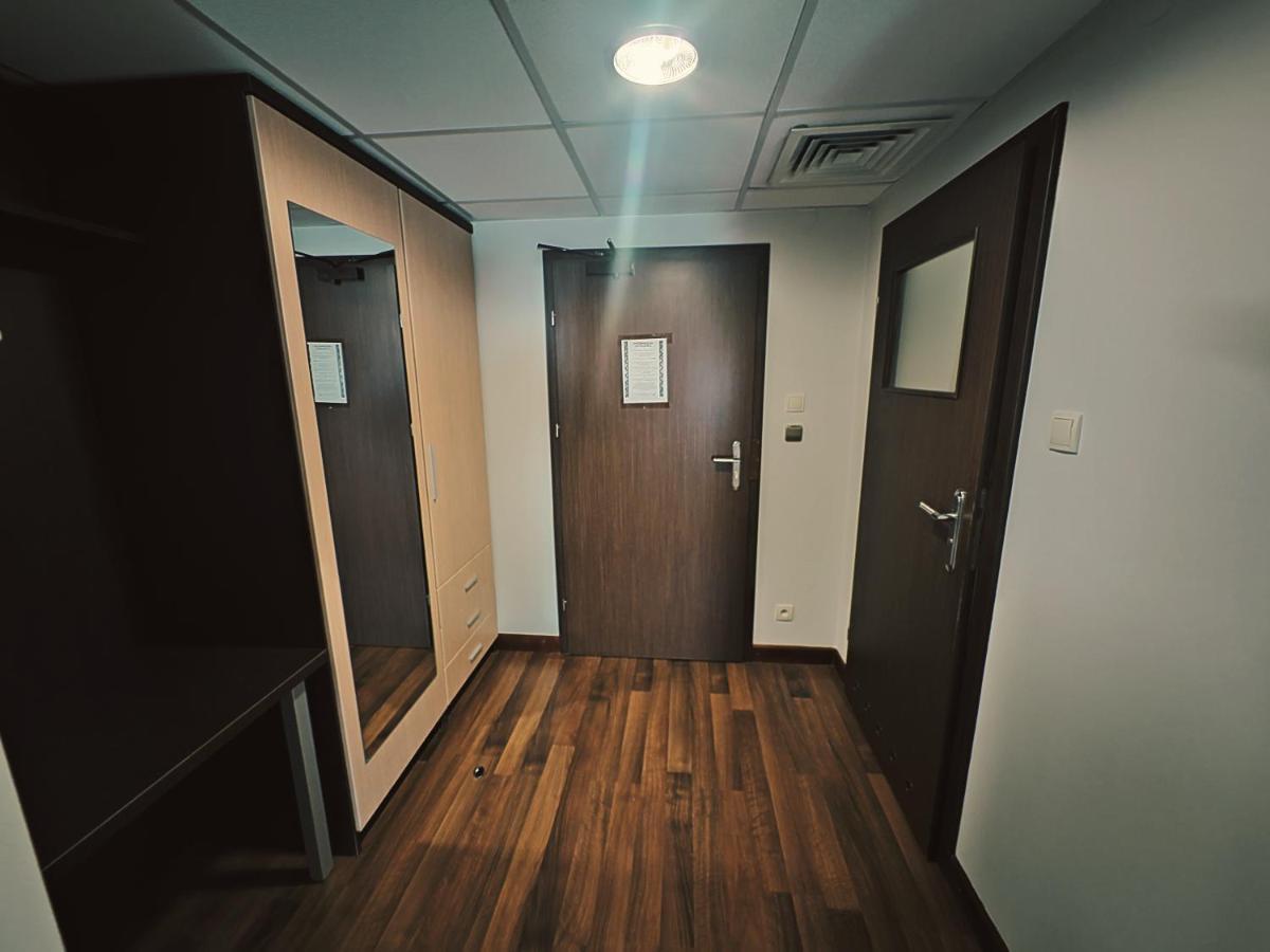 Maka I Magia Obiady Domowe Hotel Zambrow Exteriör bild