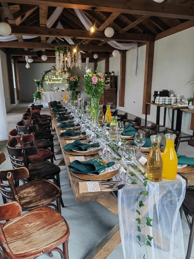Maka I Magia Obiady Domowe Hotel Zambrow Exteriör bild
